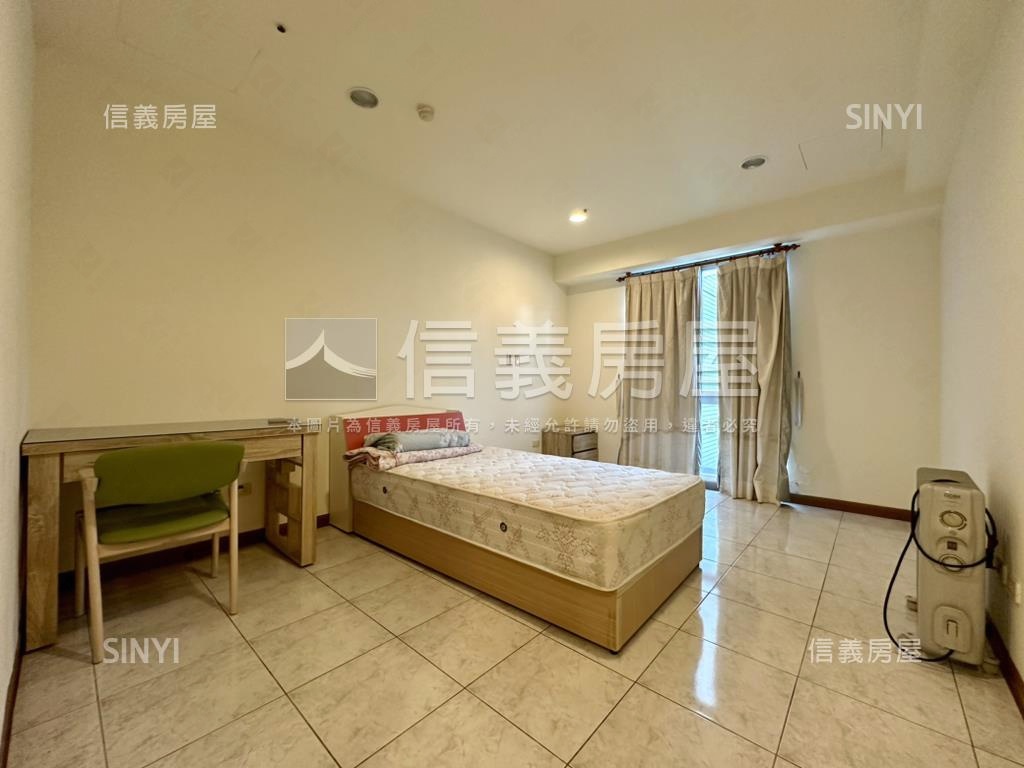 日成。尊榮豪華樓中樓房屋室內格局與周邊環境