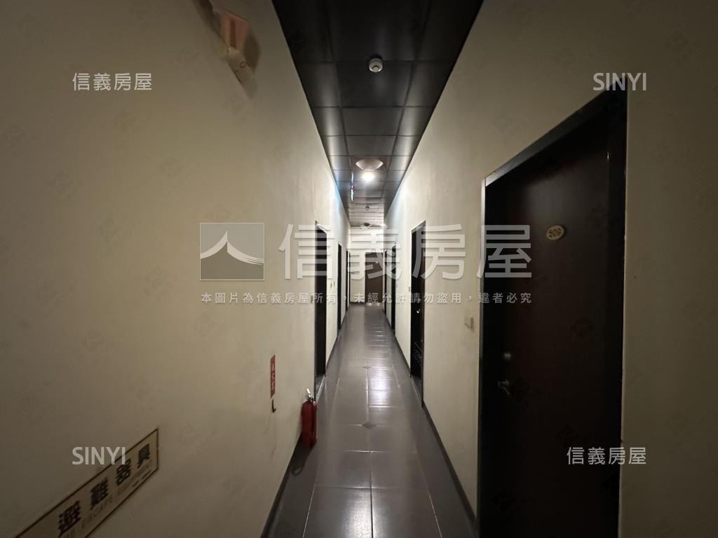 文藻菁英會館收租套房房屋室內格局與周邊環境