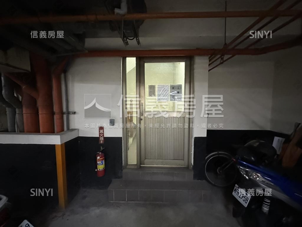 文藻菁英會館收租套房房屋室內格局與周邊環境