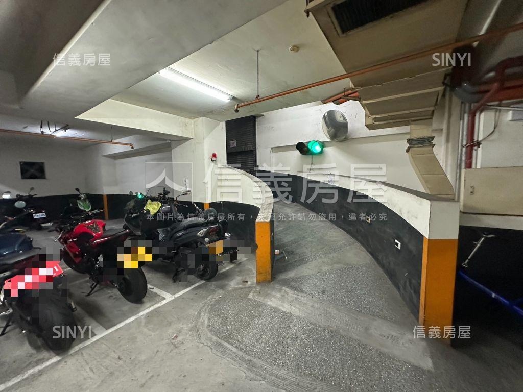 文藻菁英會館收租套房房屋室內格局與周邊環境