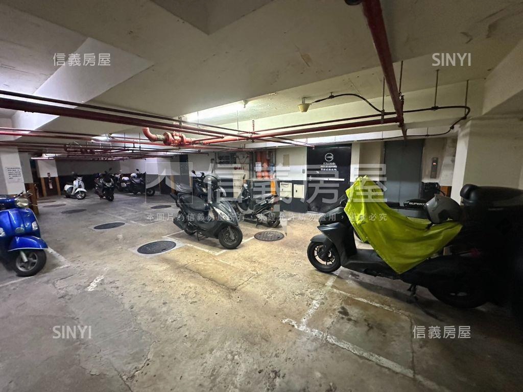 文藻菁英會館收租套房房屋室內格局與周邊環境