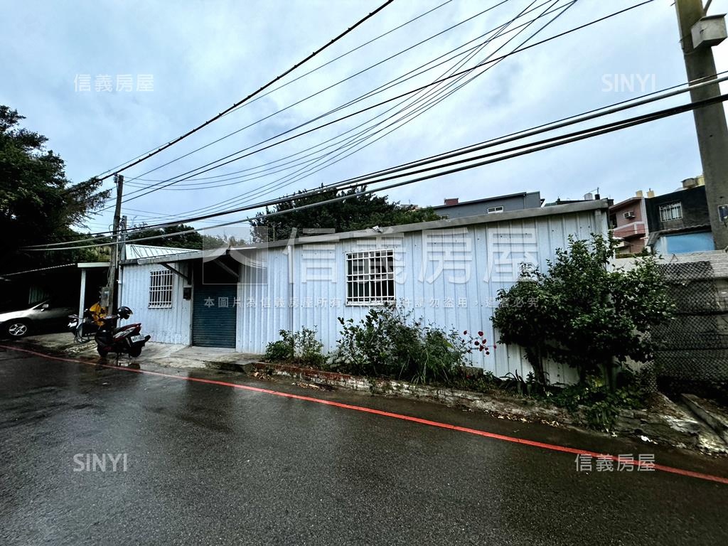 成德段馬路旁方正土地房屋室內格局與周邊環境