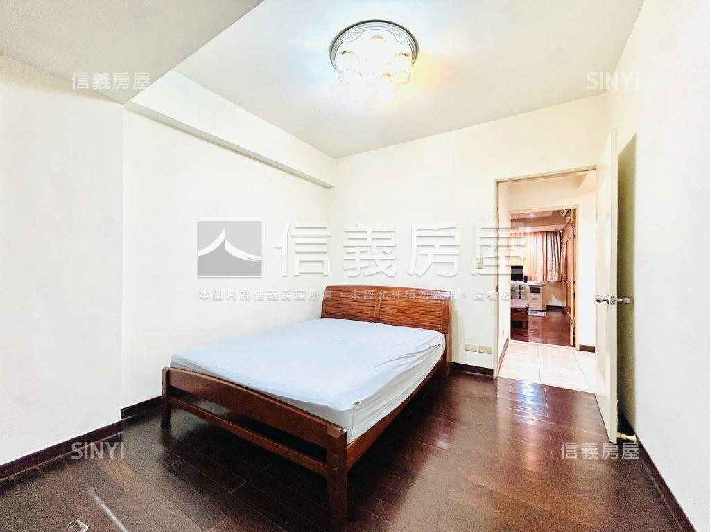 中山區捷運附近電梯三房房屋室內格局與周邊環境