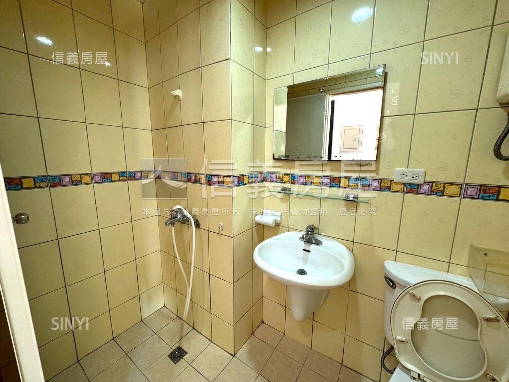 潘朵拉高樓採光套房房屋室內格局與周邊環境