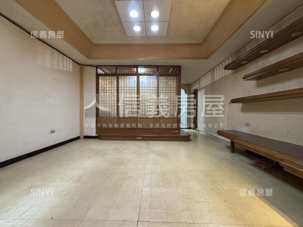 中和優質美寓一樓房屋室內格局與周邊環境