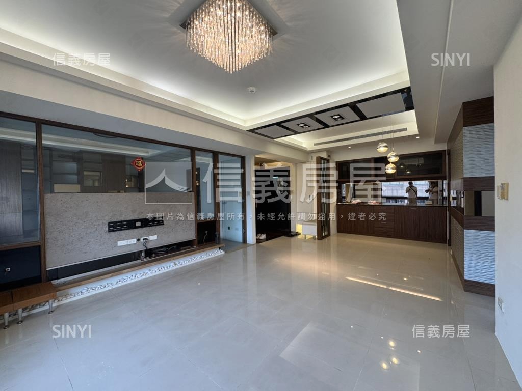 瓏山林藝術館明亮美屋房屋室內格局與周邊環境