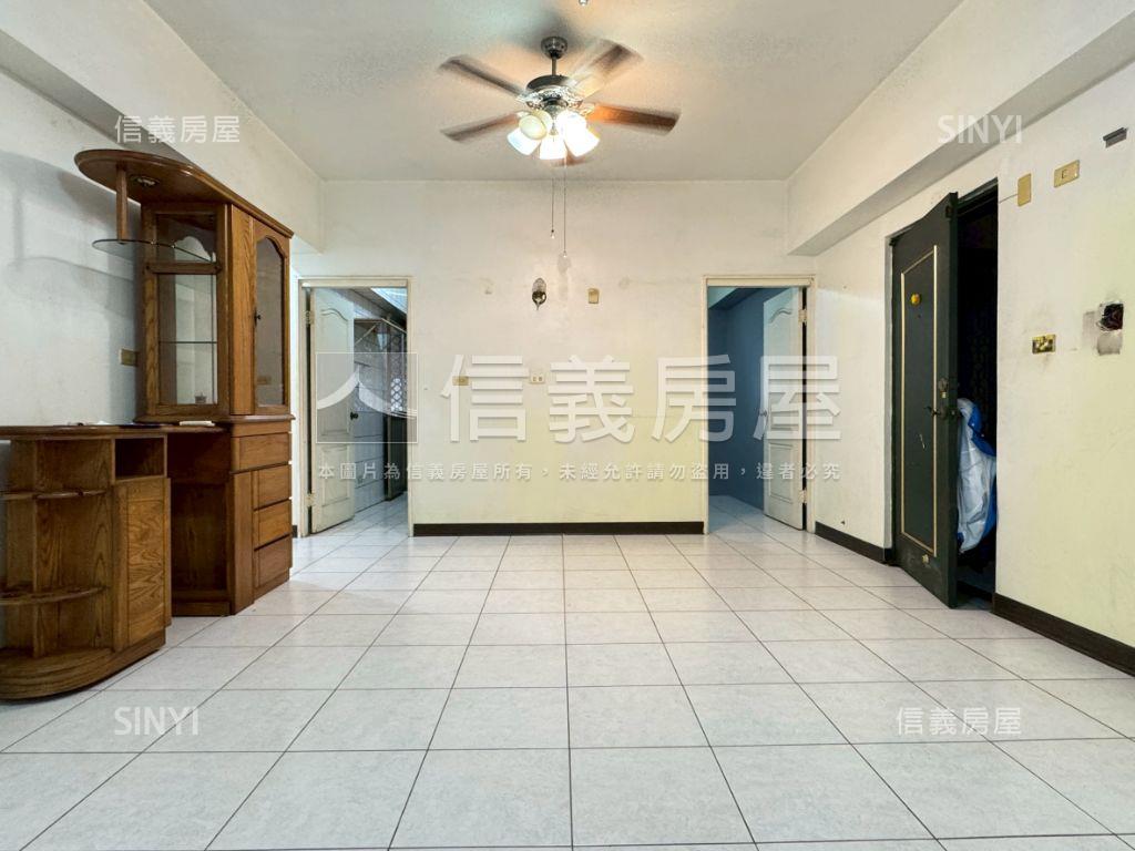 復國商圈方正格局高樓三房房屋室內格局與周邊環境