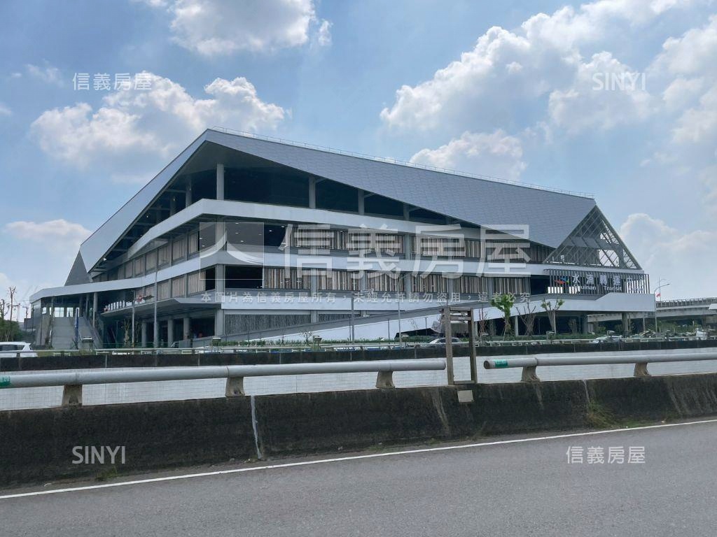 西屯近交流道都計內農地房屋室內格局與周邊環境