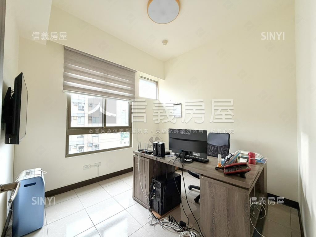 僑愛國宅★美裝潢四房車位房屋室內格局與周邊環境