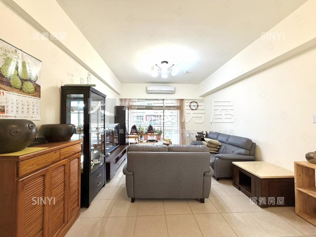 僑愛國宅★美裝潢四房車位房屋室內格局與周邊環境