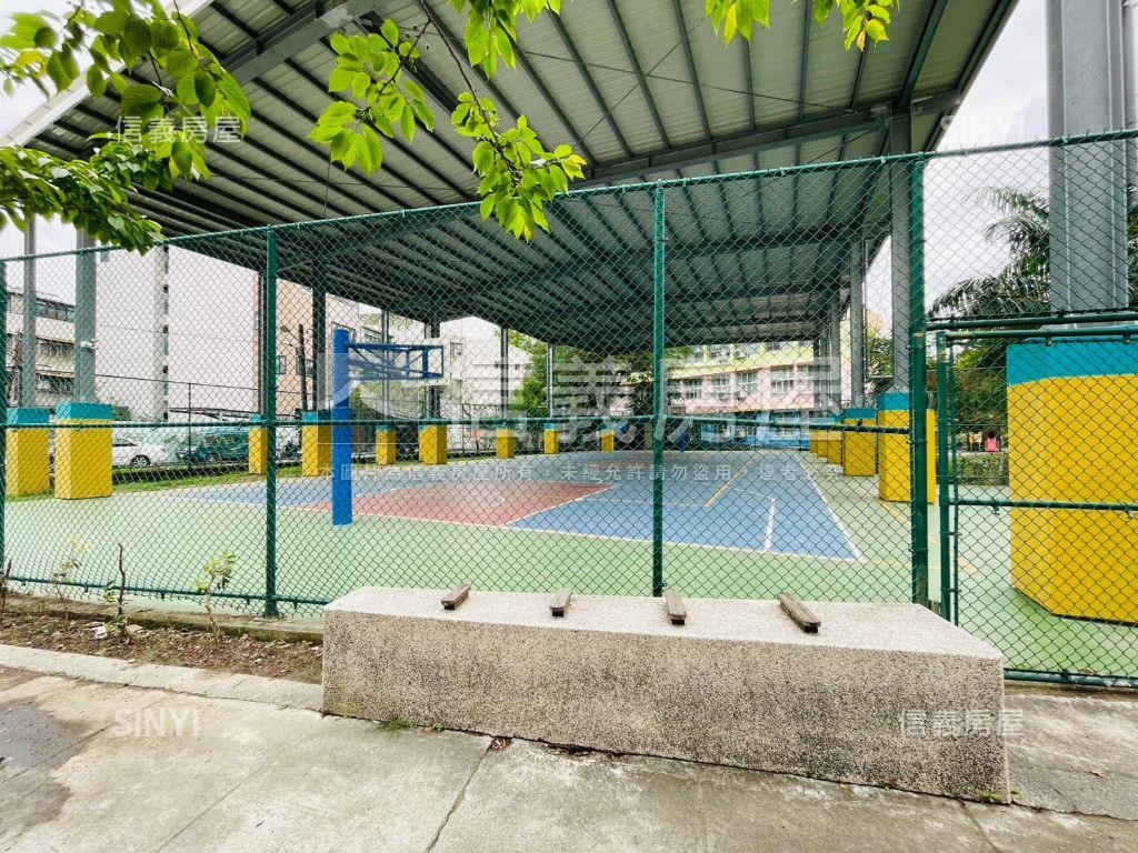 逢甲西安街大地坪透天＿房屋室內格局與周邊環境