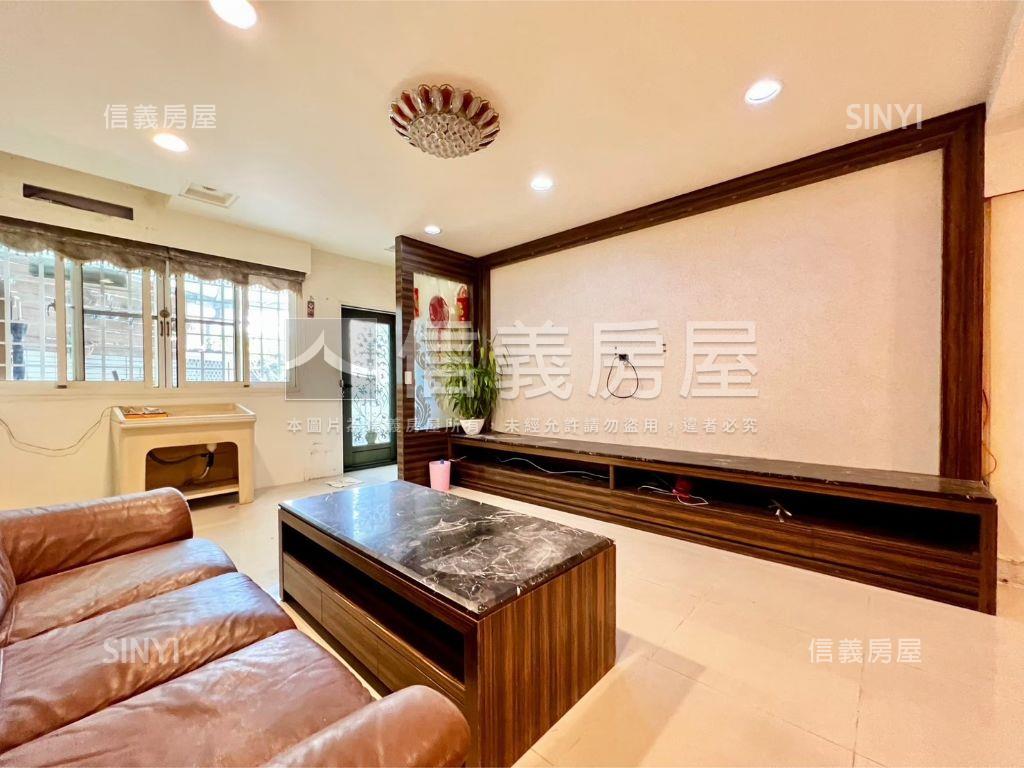 西區近美術館透天誠意出售房屋室內格局與周邊環境