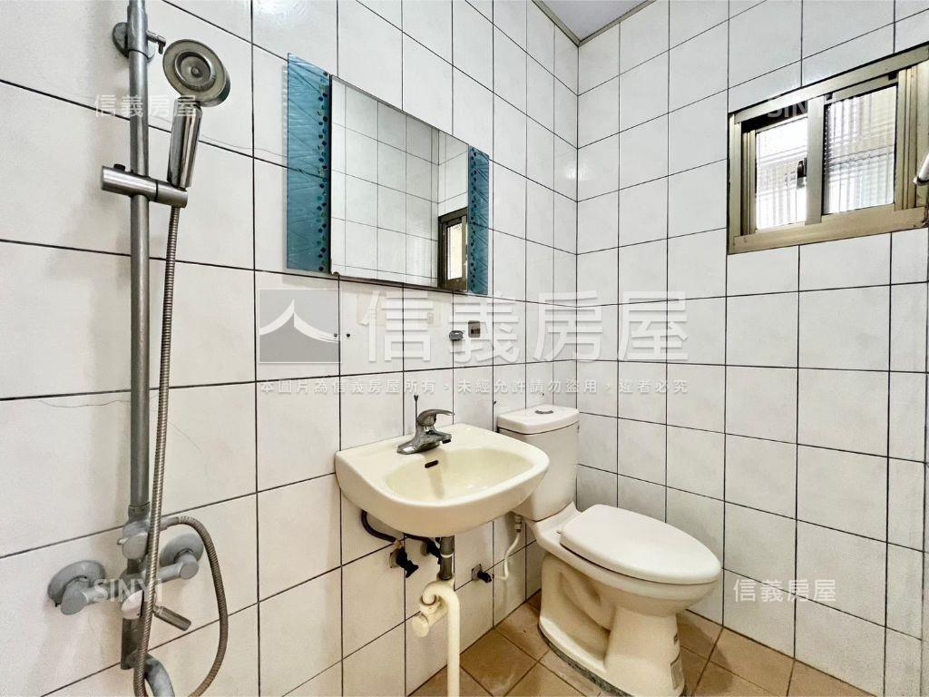 西區近美術館透天誠意出售房屋室內格局與周邊環境