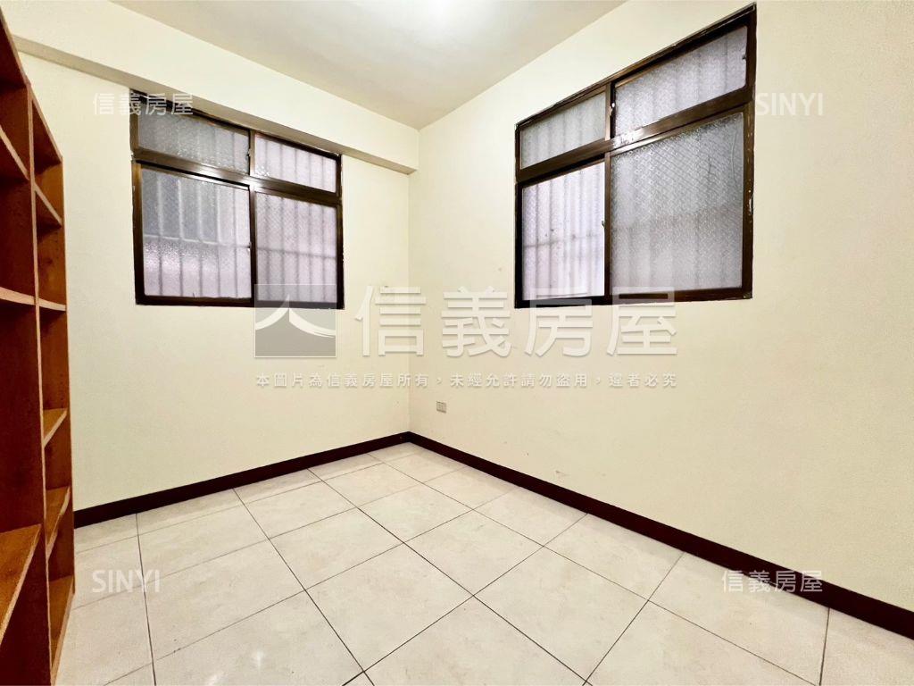 西區近美術館透天誠意出售房屋室內格局與周邊環境