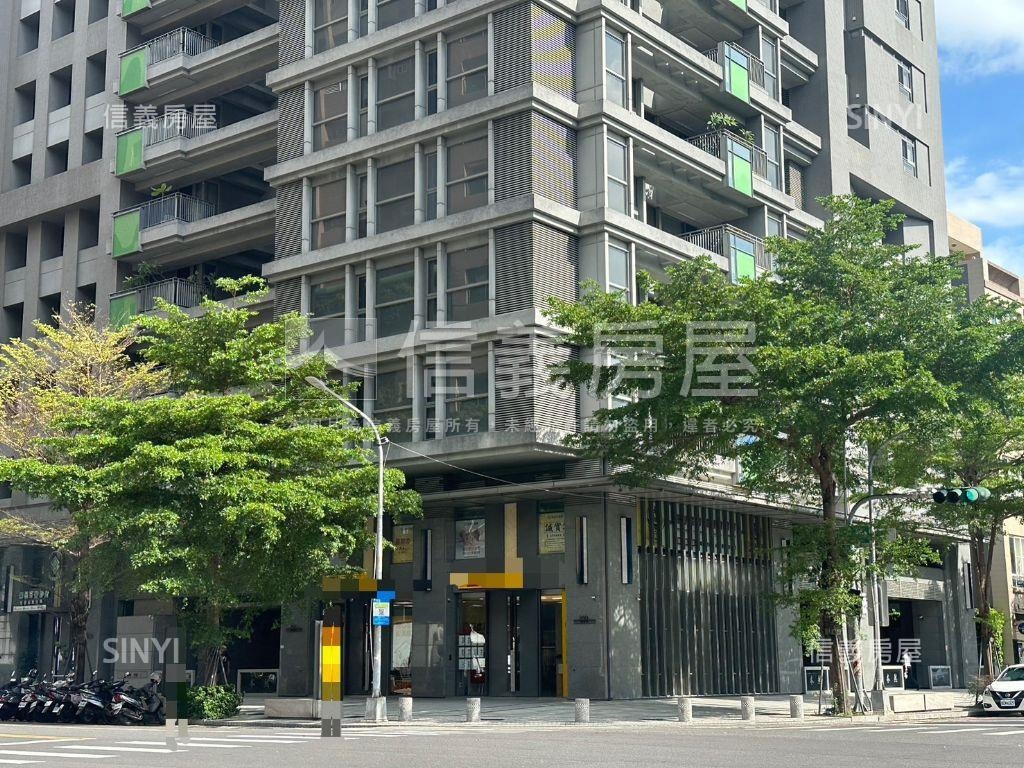 凹子底瑞豐夜市三角窗房屋室內格局與周邊環境