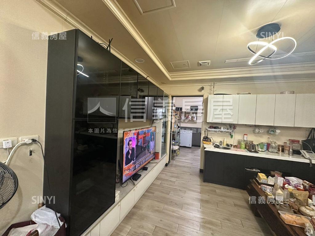 近中正路傳家透店房屋室內格局與周邊環境