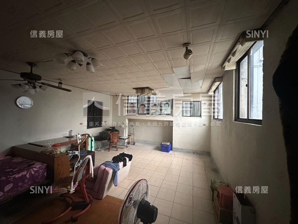近中正路傳家透店房屋室內格局與周邊環境