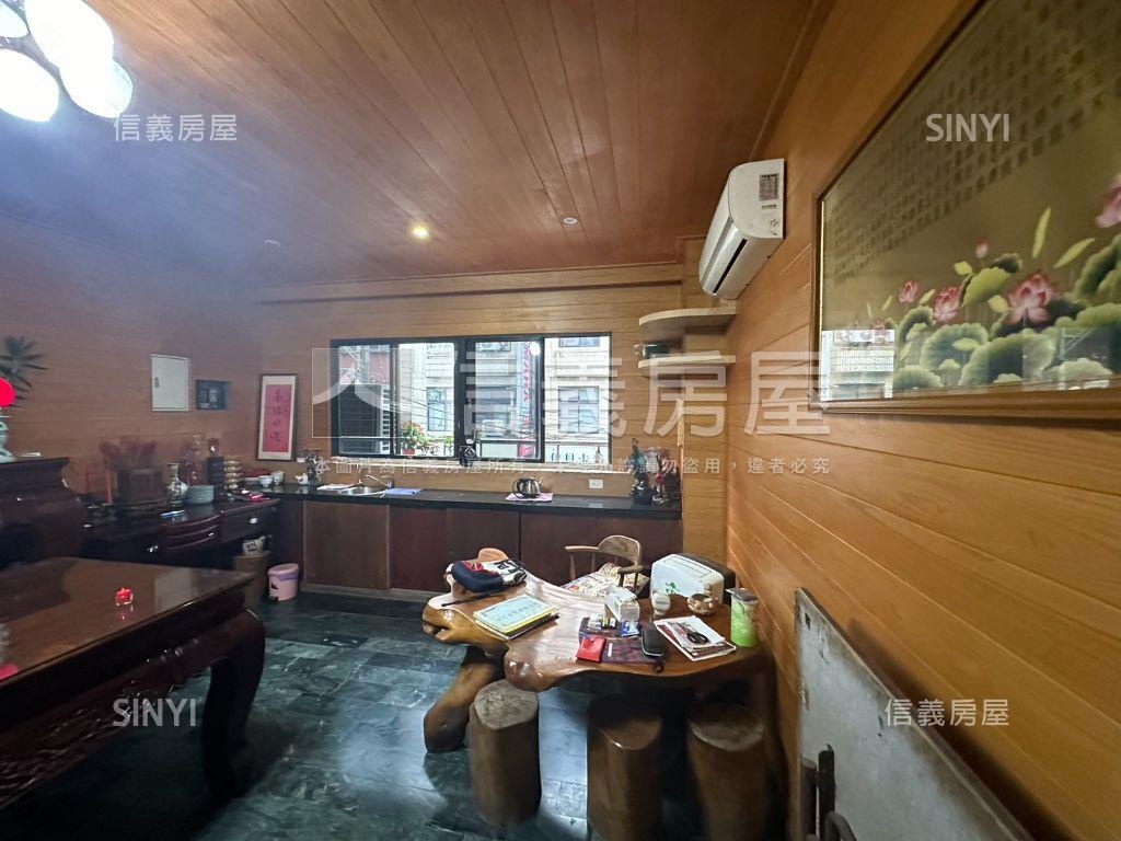 近中正路傳家透店房屋室內格局與周邊環境