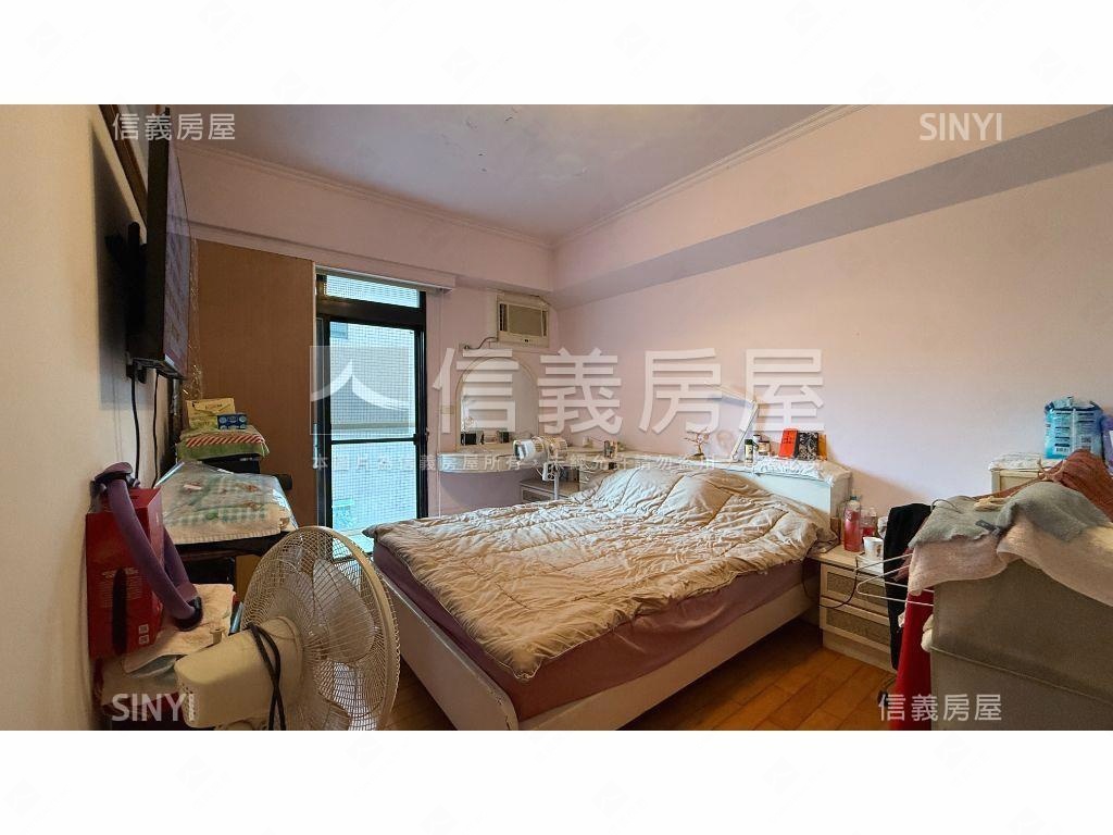 公園旁電梯四房房屋室內格局與周邊環境