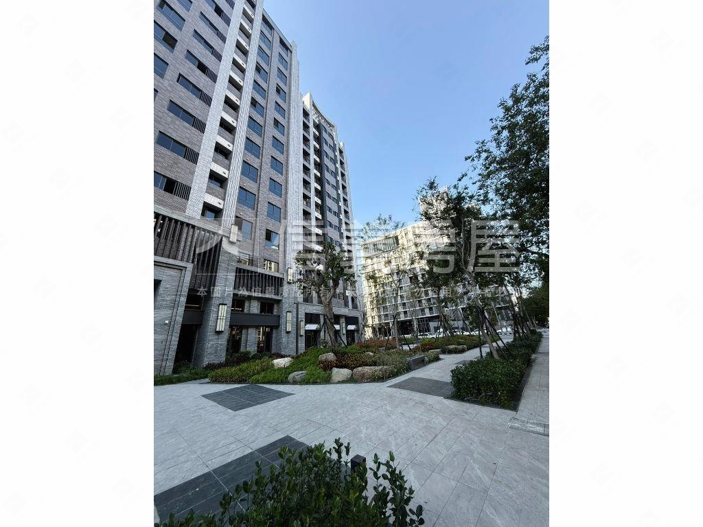 御閑之森中樓層兩房雙衛房屋室內格局與周邊環境