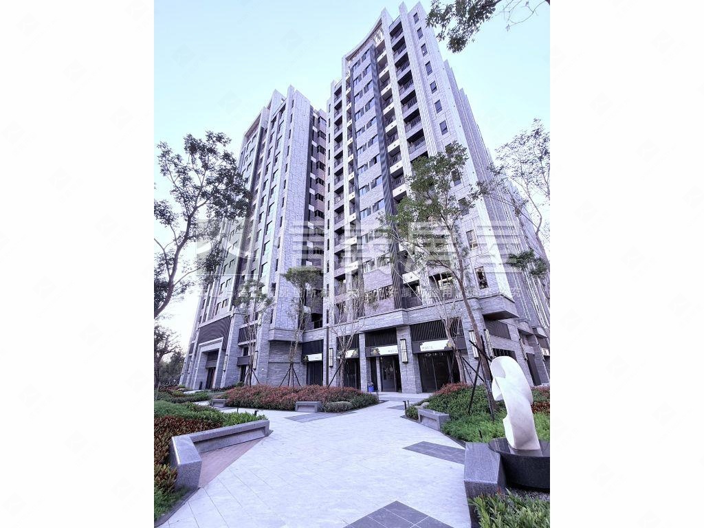 御閑之森中樓層兩房雙衛房屋室內格局與周邊環境