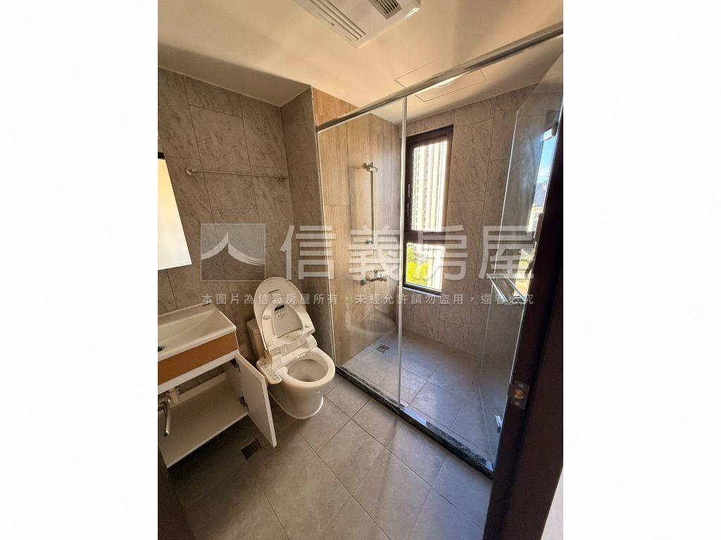 御閑之森中樓層兩房雙衛房屋室內格局與周邊環境