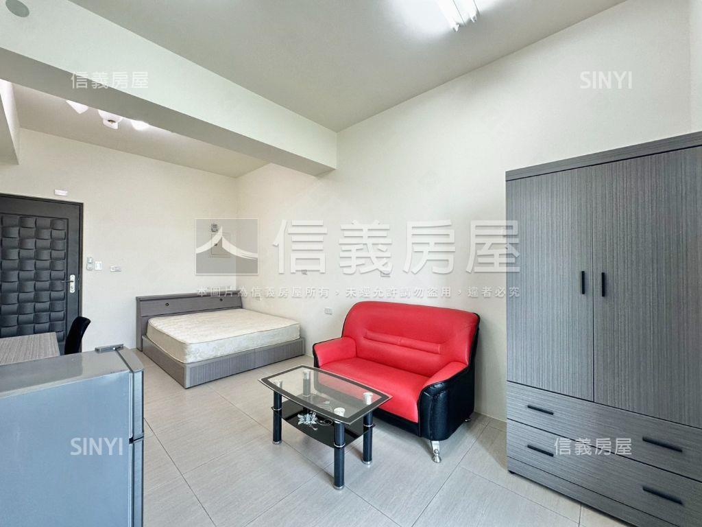 台積電旁輕屋齡雙套加車房屋室內格局與周邊環境