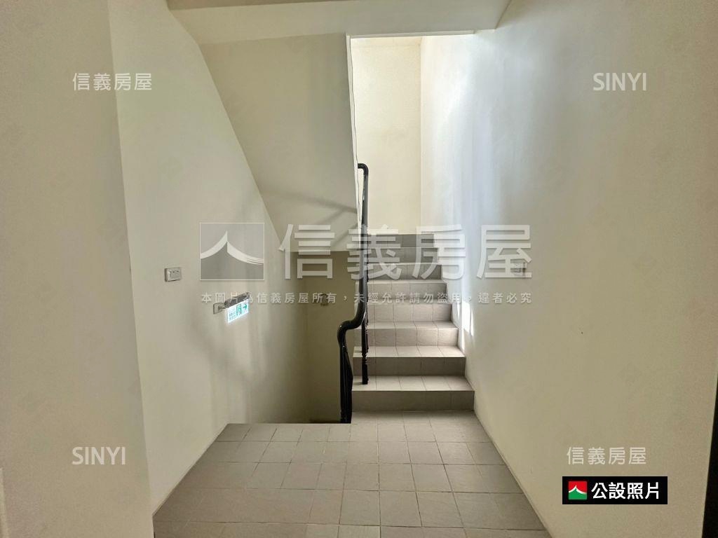 台積電旁輕屋齡雙套加車房屋室內格局與周邊環境