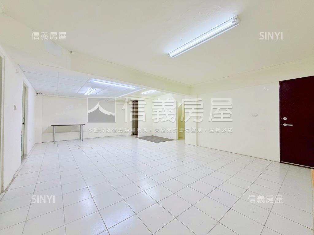 星雲街面寬穩定收租店面房屋室內格局與周邊環境