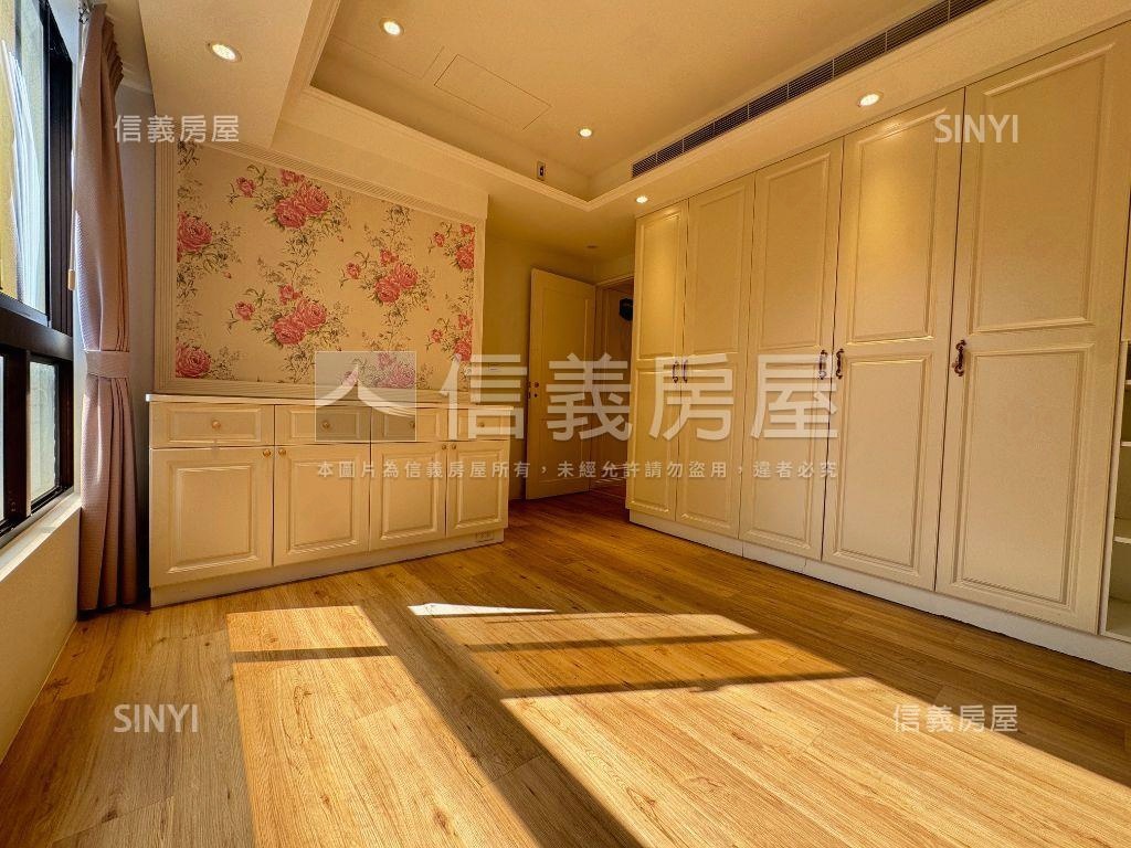 元利榮耀四房雙車位美居房屋室內格局與周邊環境