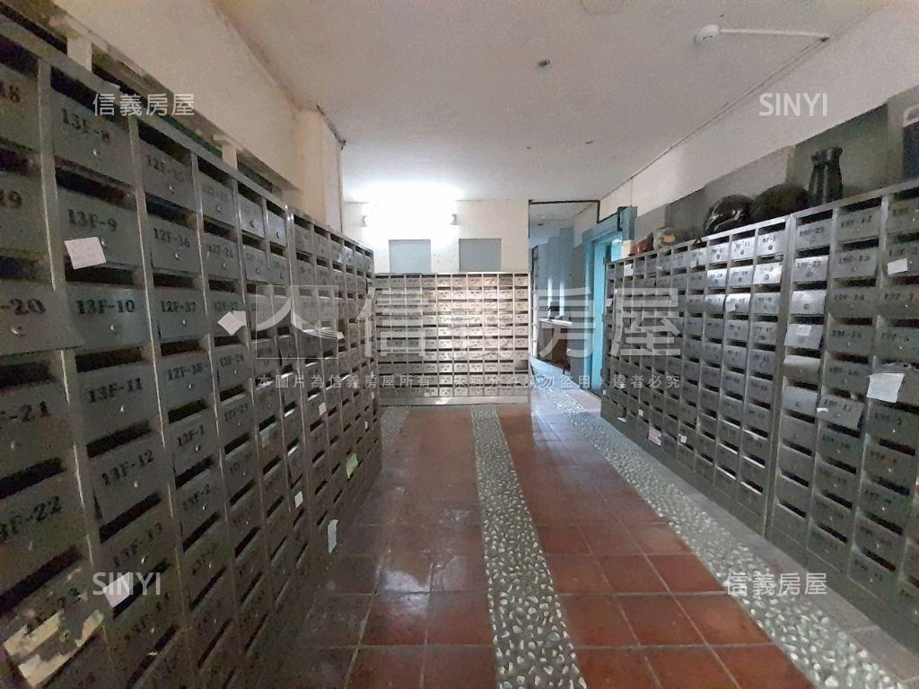 近中教大採光佳美宅房屋室內格局與周邊環境