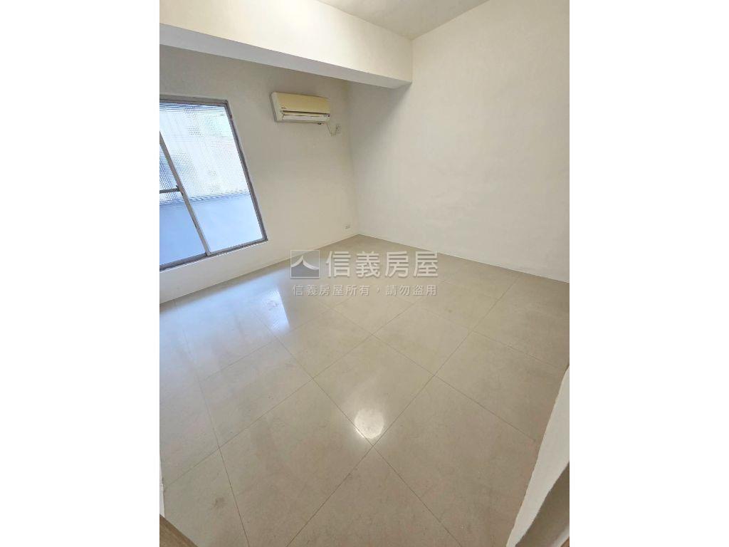 名傑大廈首購大三房房屋室內格局與周邊環境
