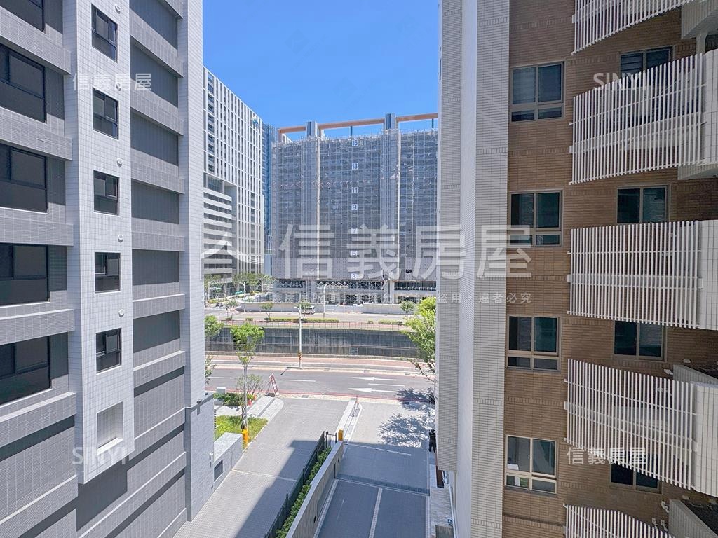 南法莊園普羅旺斯二房車位房屋室內格局與周邊環境