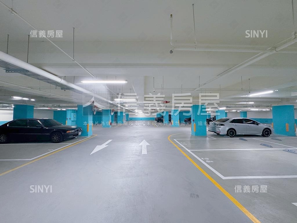 南法莊園普羅旺斯二房車位房屋室內格局與周邊環境