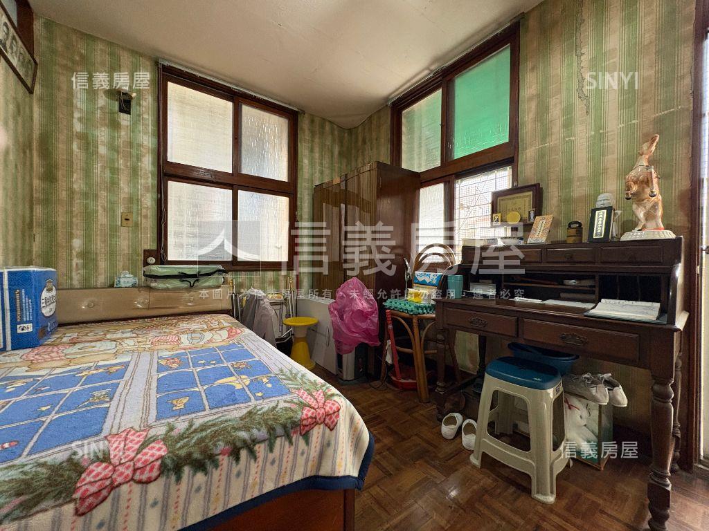 前後院大地坪透天房屋室內格局與周邊環境