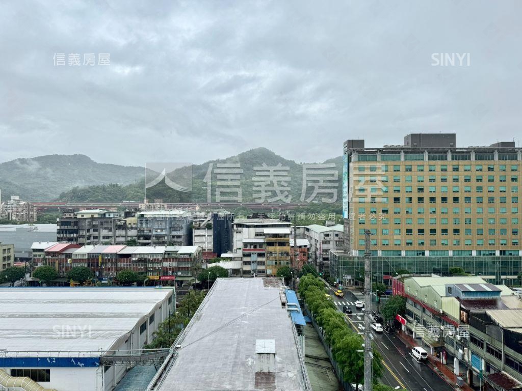 近裕隆城電梯大樓房屋室內格局與周邊環境