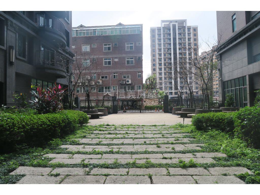 豐達謙邑美兩房車位房屋室內格局與周邊環境