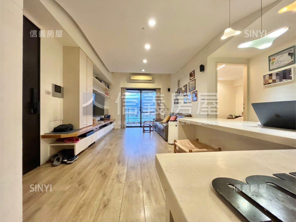 大同世界尊爵不凡山景三房房屋室內格局與周邊環境