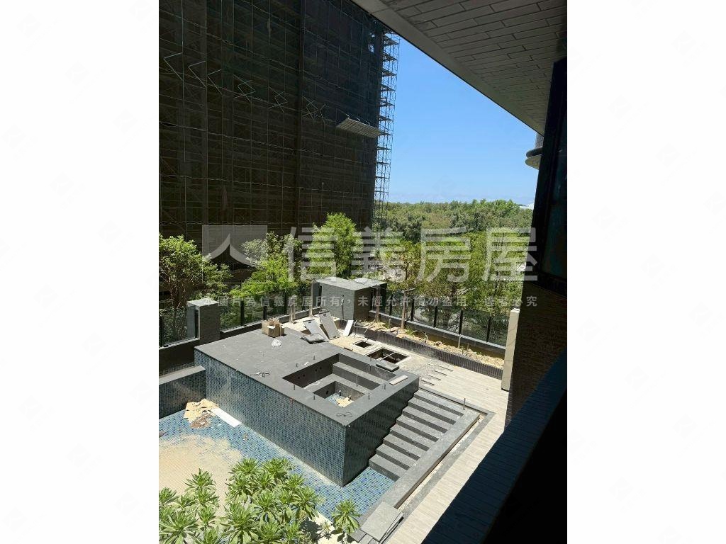 愛琴海稀有兩房雙露臺房屋室內格局與周邊環境