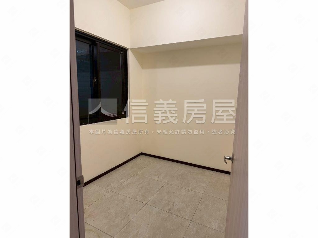 愛琴海稀有兩房雙露臺房屋室內格局與周邊環境