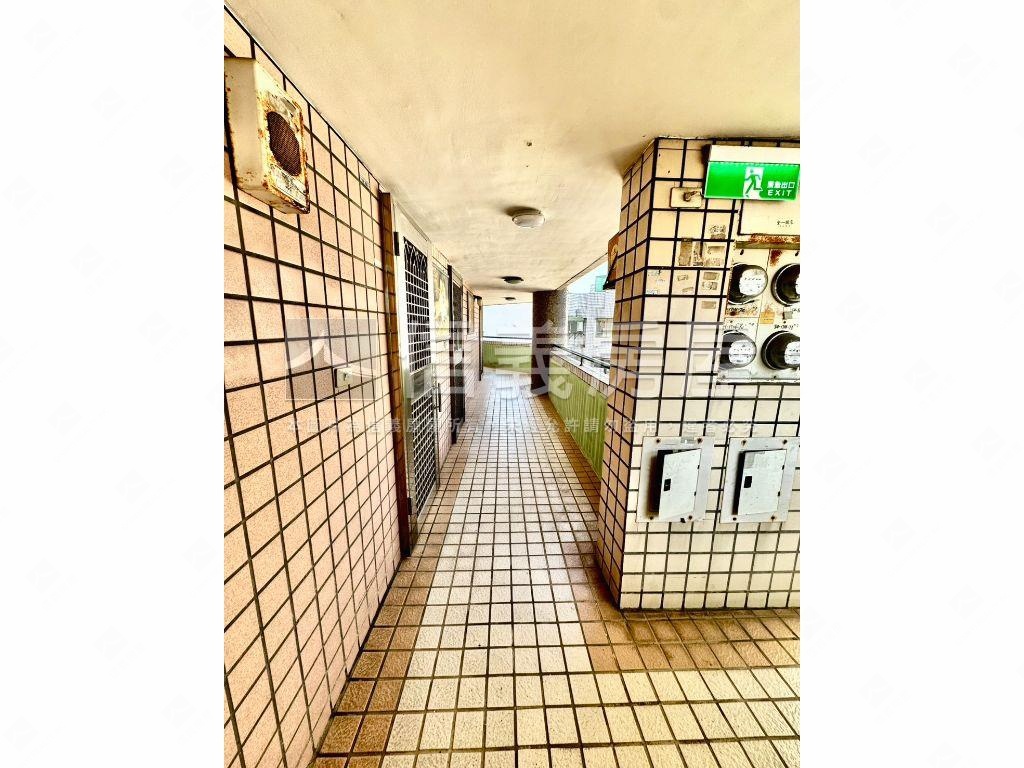 西區面綠園道２房附車位房屋室內格局與周邊環境