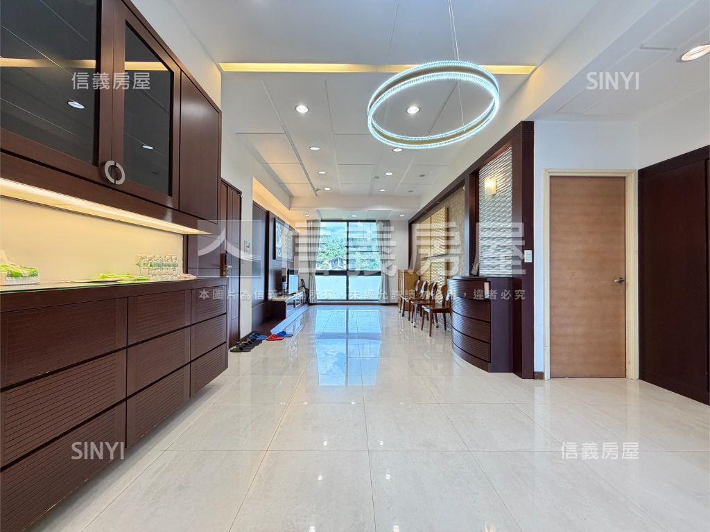 內湖四期綠景３房雙拼華廈房屋室內格局與周邊環境