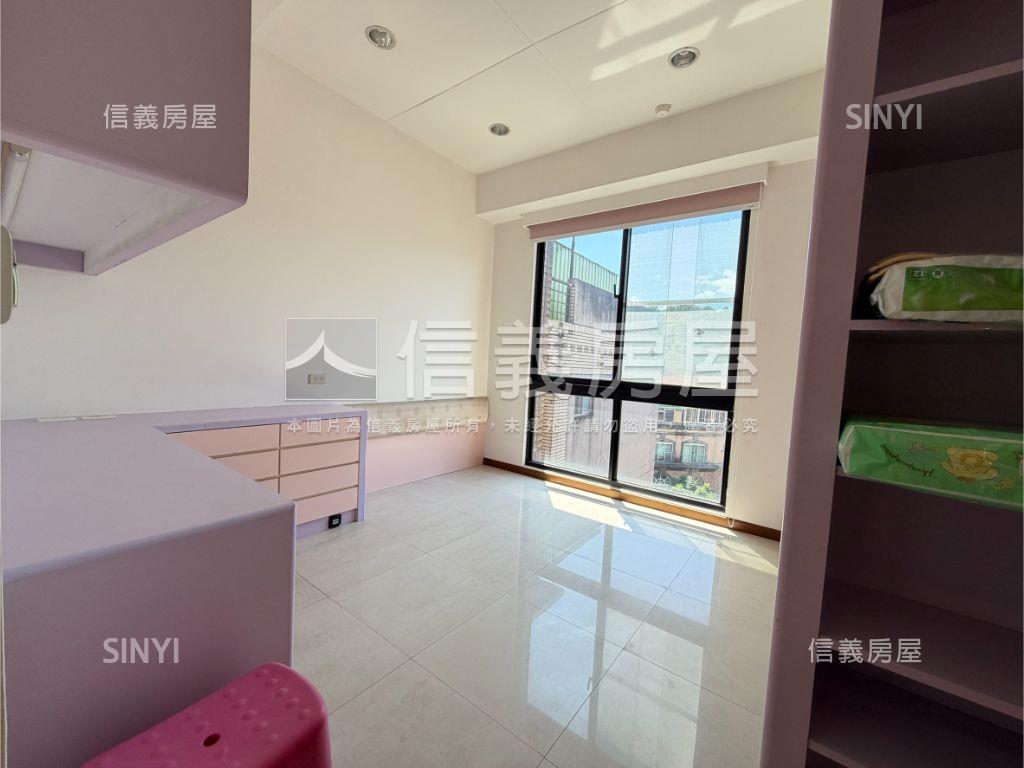 內湖四期綠景３房雙拼華廈房屋室內格局與周邊環境