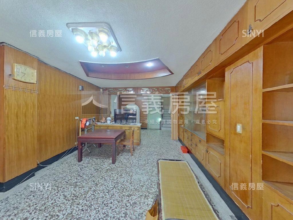 近彰化車站☆活路透天房屋室內格局與周邊環境