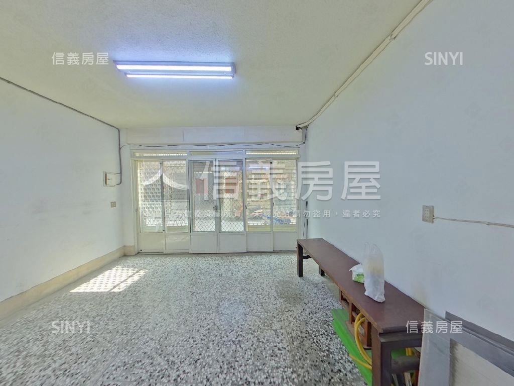 近彰化車站☆活路透天房屋室內格局與周邊環境