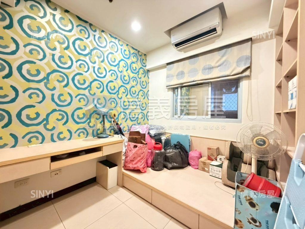 凡爾賽次頂樓三房極致美屋房屋室內格局與周邊環境