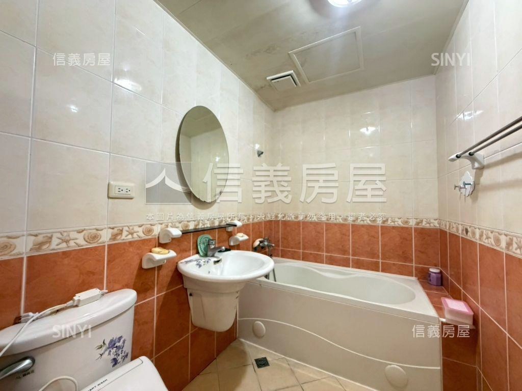 凡爾賽次頂樓三房極致美屋房屋室內格局與周邊環境