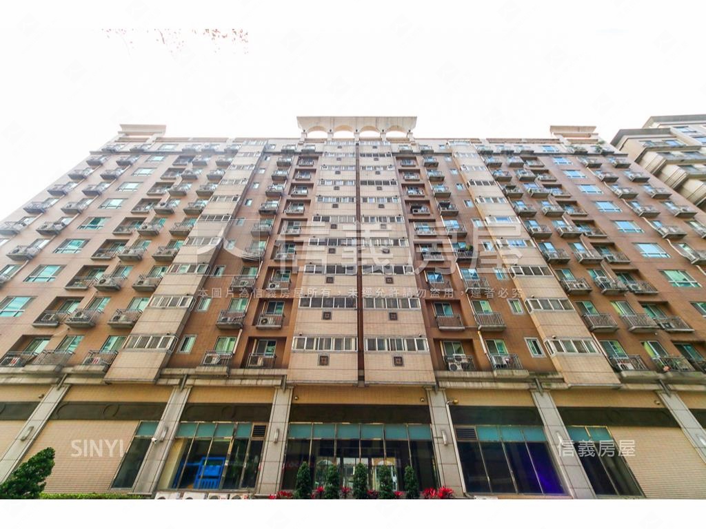 凡爾賽次頂樓三房極致美屋房屋室內格局與周邊環境