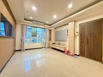 凡爾賽次頂樓三房極致美屋