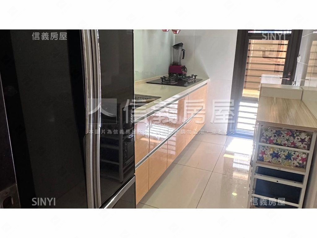 靜悠３房水景匯．近捷運房屋室內格局與周邊環境